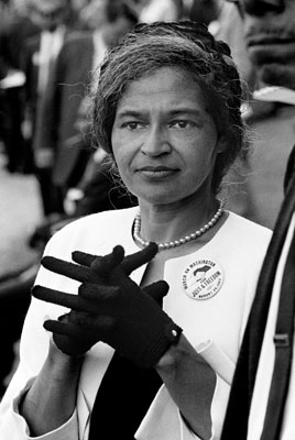 ROSA PARKS, UMA MULHER SÍMBOLO